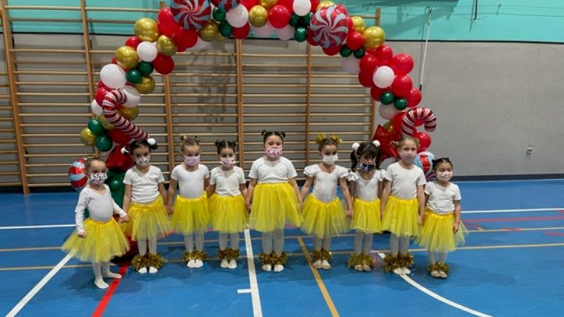 El Pabellón El Limón acogió la tradicional exhibición de gimnasia rítmica de Navidad