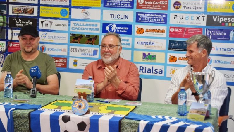 El Alhaurín de la Torre C.F. estrena himno oficial