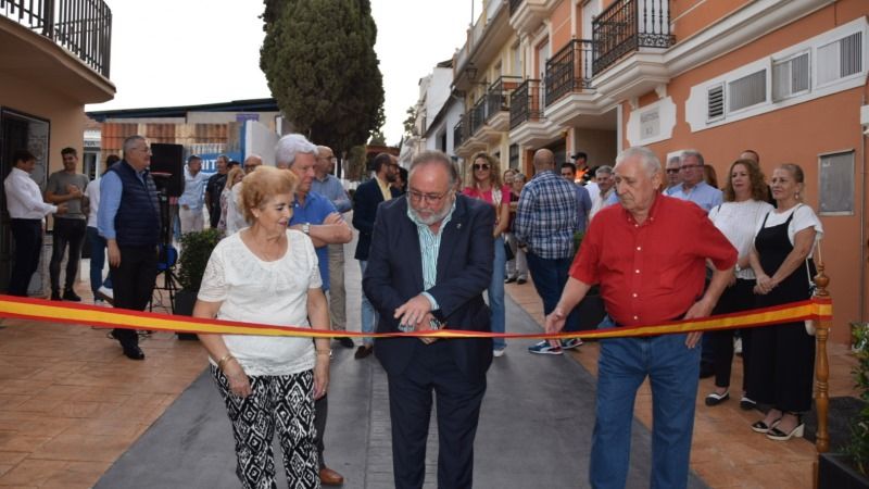 Inaugurada la reurbanización de la calle Gustavo Adolfo Bécquer