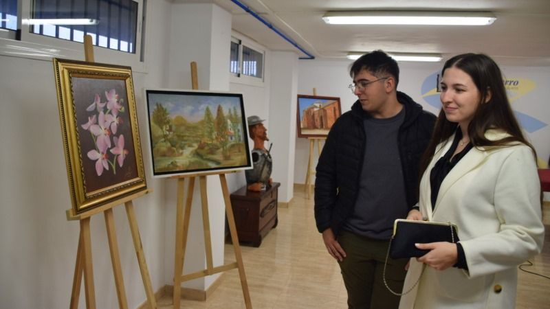 La asociación de artistas locales Pincel y Barro estrena sede