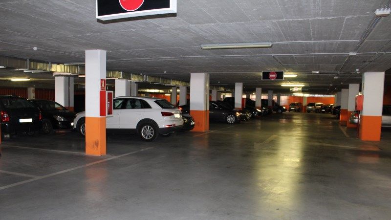 Alhaurín de la Torre prepara una puesta a punto del parking subterráneo de plaza de España