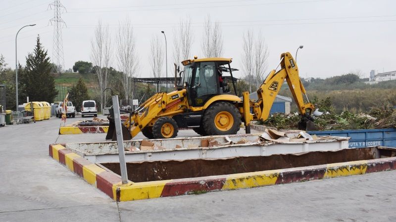El Ayuntamiento optimizará el servicio de gestión y recogida de residuos