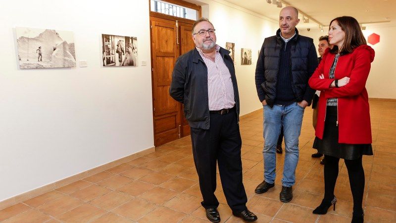 La Térmica inaugura en Alhaurín de la Torre la exposición 'Capítulos vividos', de Mariano Pozo