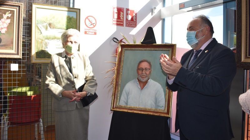 Inaugurada la exposición de Mercedes Moreno Alés en la Biblioteca Municipal de Alhaurín de la Torre