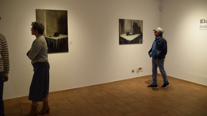 Inaugurada en El Portón la exposición 'Insinuart3', del pintor Eloy Peláez