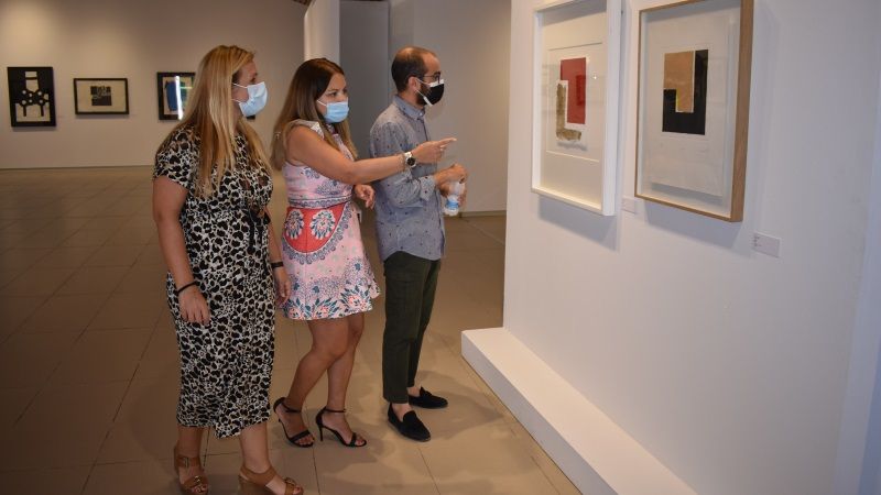 La nueva propuesta expositiva en El Portón reúne obras de Picasso, Miró, Andy Warhol o Kapoor