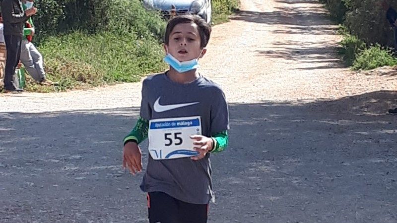 Lucas Márquez, del Club Triatlón Alhaurín de la Torre, se proclama campeón del Chamizo Trail Kids