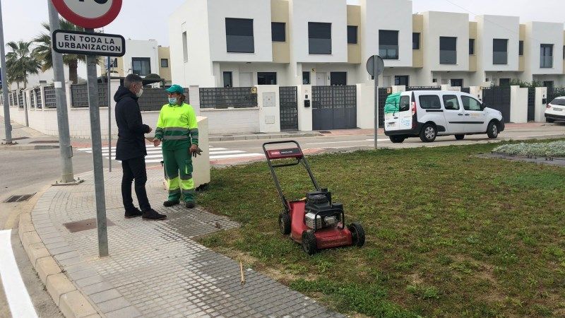 Alhaurín de la Torre invierte unos 120.000 euros en mejoras en la urbanización de Peralta