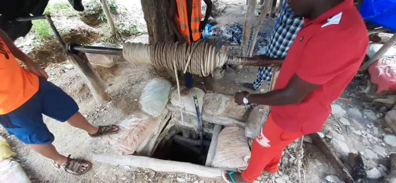 Eo, Eo descubre la cara más dura en las minas de oro de Senegal
