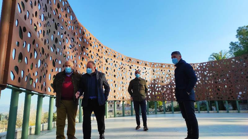 El Ayuntamiento aumentará la superficie de El Portón con nuevos paseos y áreas ajardinadas