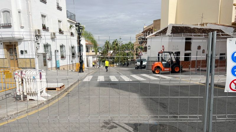 Cierra al tráfico la calle Mirador de Bellavista por las obras del entubado del arroyo Blanquillo