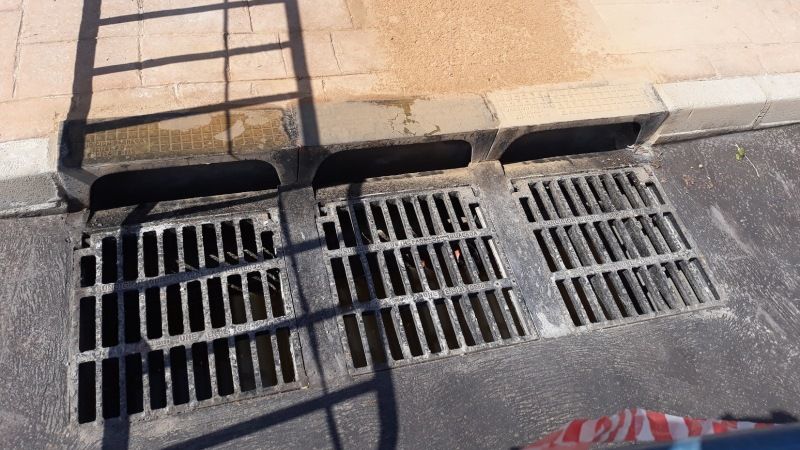 Aqualauro ejecuta mejoras en las redes de pluviales y suministro en distintas zonas de Alhaurín de la Torre