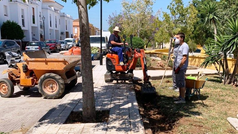 El Ayuntamiento ensanchará las aceras y eliminará barreras arquitectónicas en Viñagrande
