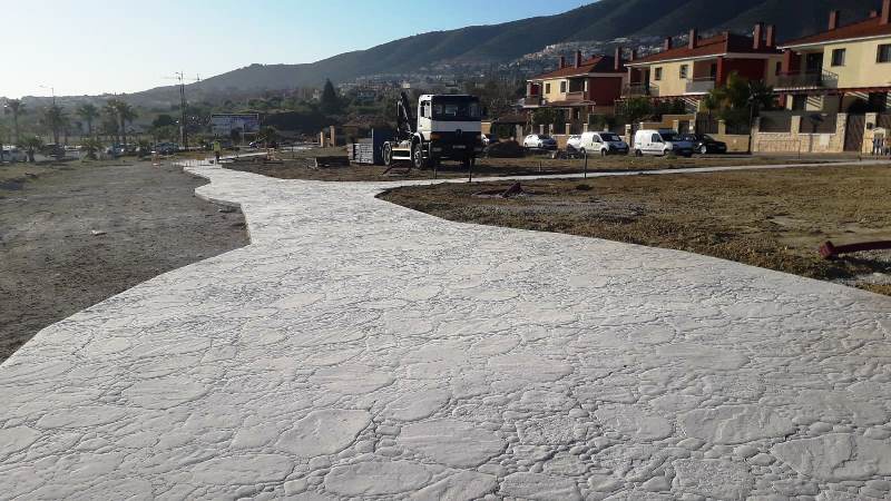 El Ayuntamiento inicia las obras de unos nuevos jardines junto a Capellanía y la A-404