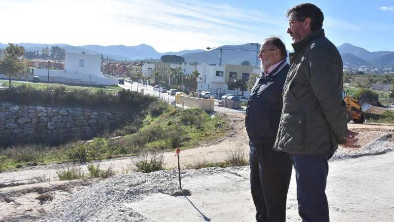 Alhaurín de la Torre inicia las obras de la nueva pista polideportiva de Peralta