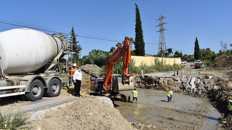 Alhaurín comienza la obra del puente de Zamorilla y el arreglo del de Piamonte se iniciará en unos días