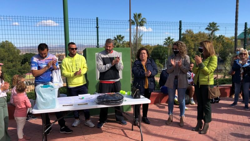Excelente ambiente y multitudinaria participación en la 1ª Pull de Pádel de la Asociación AMAT