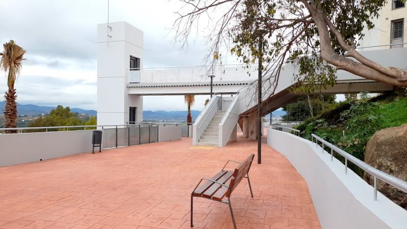 A punto de finalizar las obras de construcción de la futura plaza escalonada en Alhaurín de la Torre