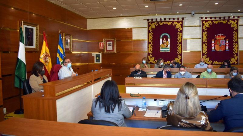 Alhaurín de la Torre aprueba facilitar a los negocios de hostelería el abono de la tasa de las terrazas