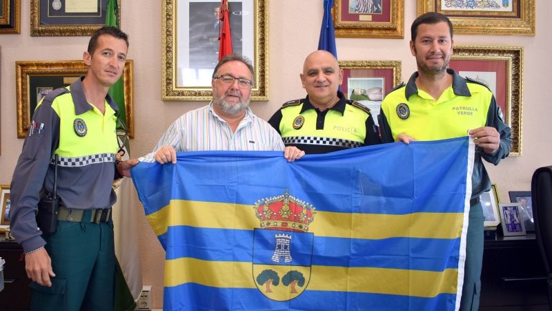 Un policía y dos patrullas verdes subirán a la cordillera del Atlas, en Marruecos