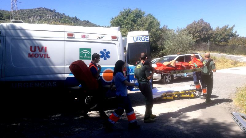 Protección Civil y Guardia Civil rescatan a una excursionista en la zona de la sierra de Alhaurín de la Torre