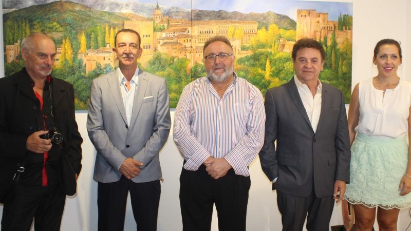 El IX Salón de Otoño de Alhaurín de la Torre reúne las pinturas de una decena de artistas