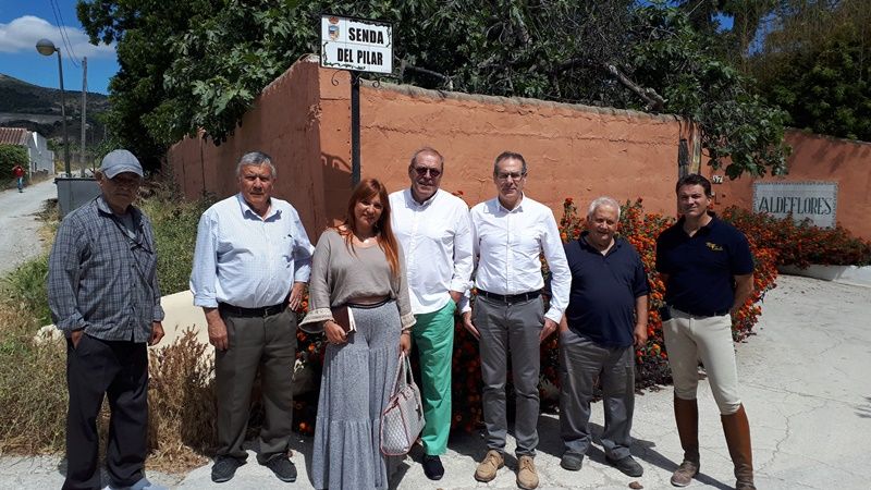 Ciudadanos Torremolinos visita la Senda del Pilar para explicar a los vecinos la nueva situación tras la revisión del plan de reparcelación