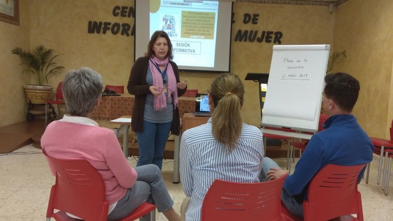 ‘Andalucía Orienta’ impartirá sesiones informativas sobre acreditación de competencias profesionales