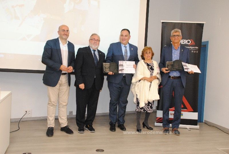 Multitudinaria gala de entrega del VII Premio Sesmero de Investigación a Pérez y Luengo