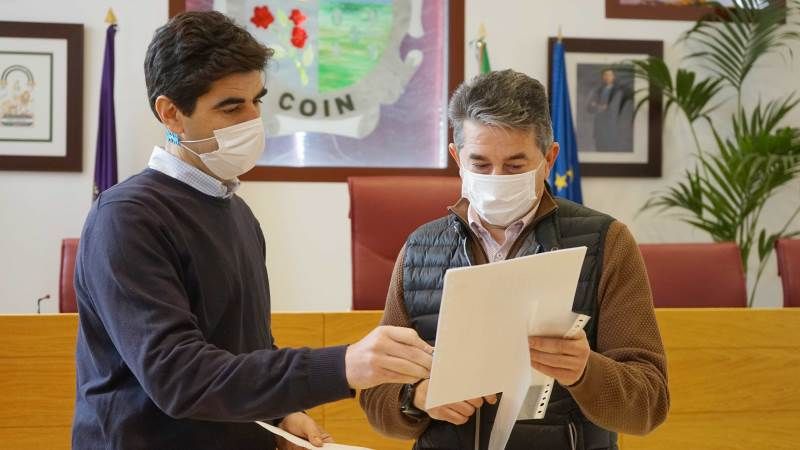 El Ayuntamiento de Coín abona cerca de 30.000 euros en subvenciones a los comercios
