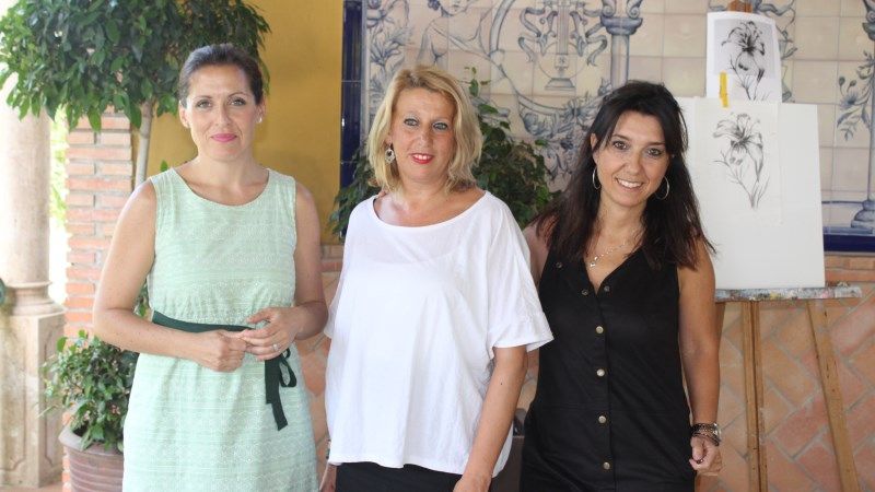 La asociación de afectados por la esclerosis múltiple organizó un taller de dibujo en El Portón