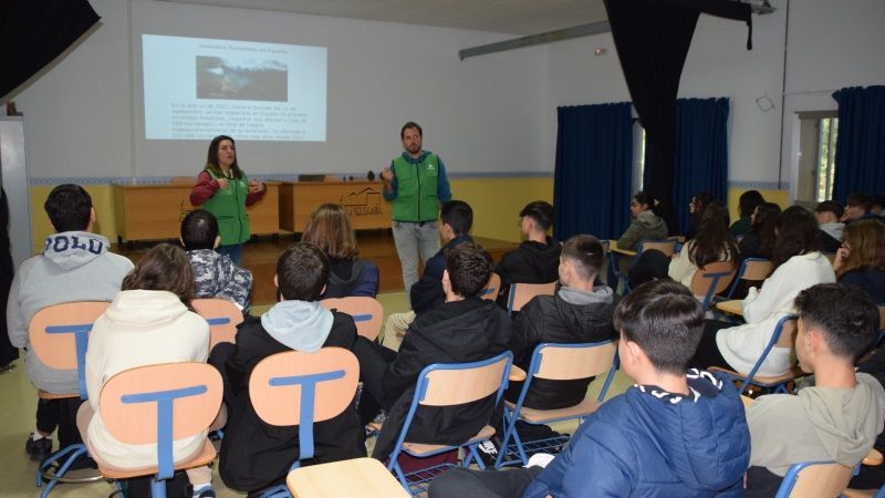 Alumnos del IES Capellanía participan en un taller sobre incendios y cambio climático