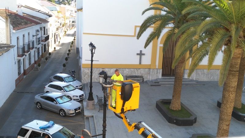 Avanza la implantación de tecnología 'led' en toda la red de alumbrado de Alhaurín de la Torre