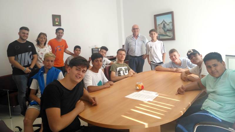 Alumnos del IES Huerta Alta visitan el Área de Bienestar Social y conocen su funcionamiento