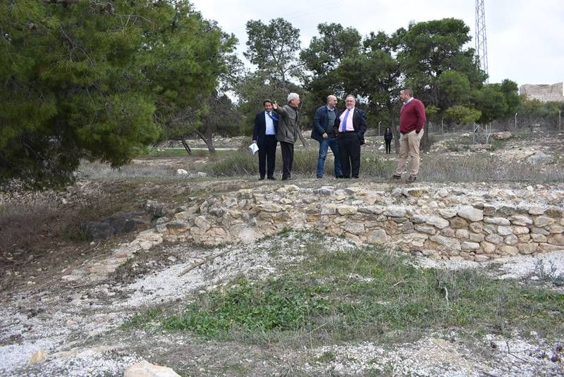El Ayuntamiento acelera los planes para poner en valor el yacimiento arqueológico de Torrealquería